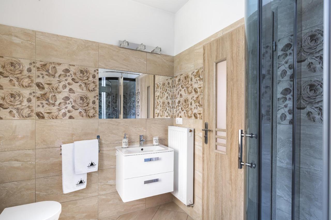 Apartamenty Cieplicka Jelenia Gora Ngoại thất bức ảnh