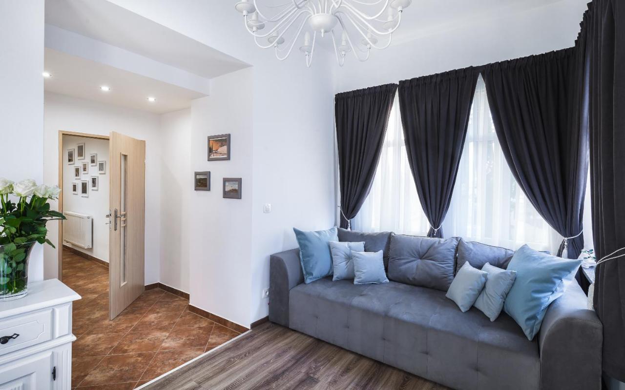 Apartamenty Cieplicka Jelenia Gora Ngoại thất bức ảnh