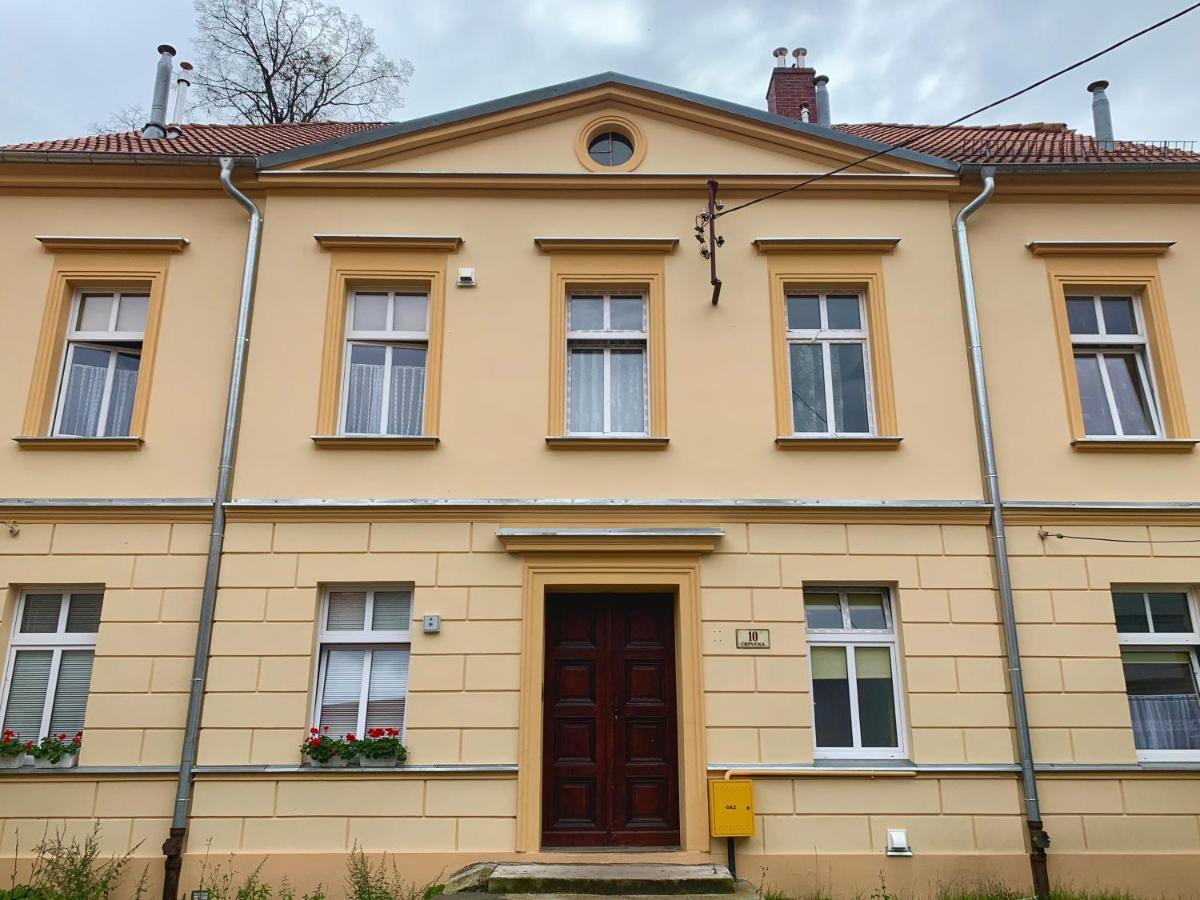 Apartamenty Cieplicka Jelenia Gora Ngoại thất bức ảnh